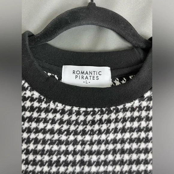 NEW Men’s sweatshirt with sweater pattern, made in Korea - Picture 11 of 13